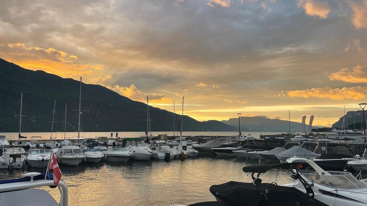 Calme, Piscine - Proche Thermes Et Centre Apartment Aix-les-Bains
